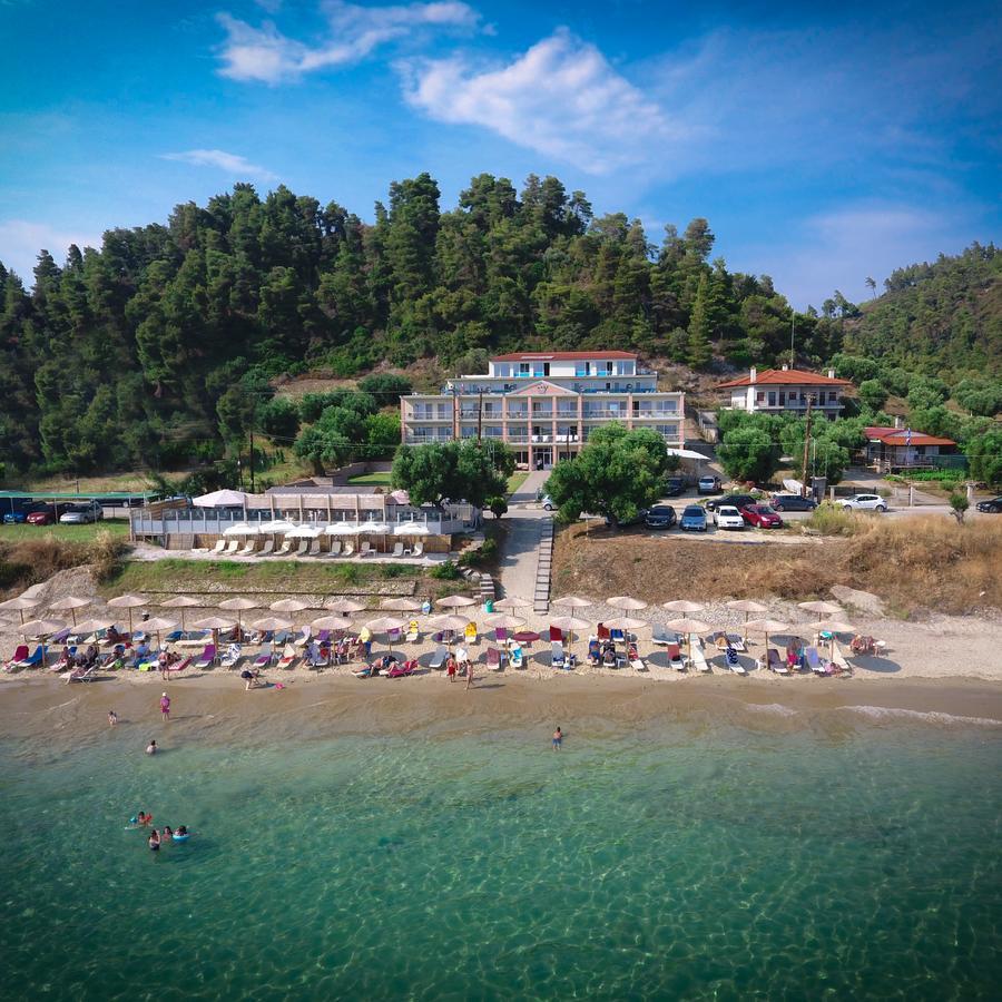 ניאה סקיוני Crown Hotel מראה חיצוני תמונה